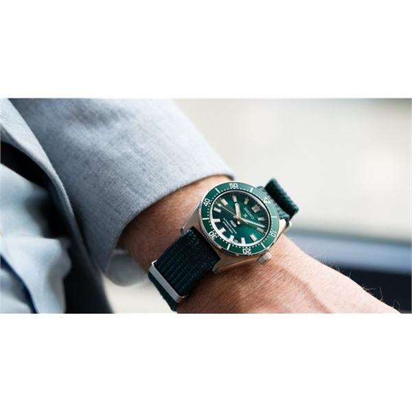 seiko-prospex-spb501-otomatik-erkek-kol-saati-35.png